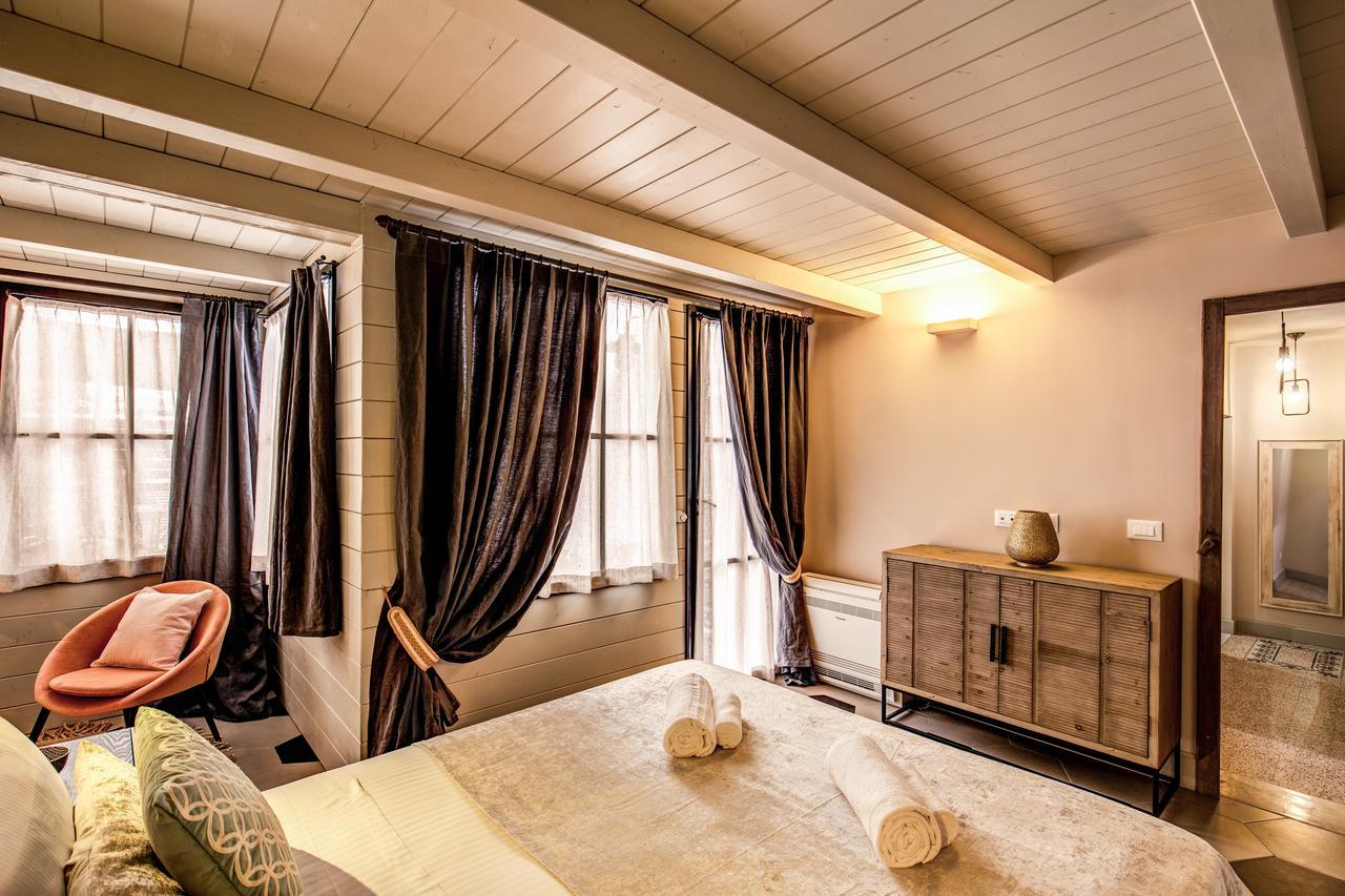 Decharme Apartment With Terrace In Monti Рим Экстерьер фото