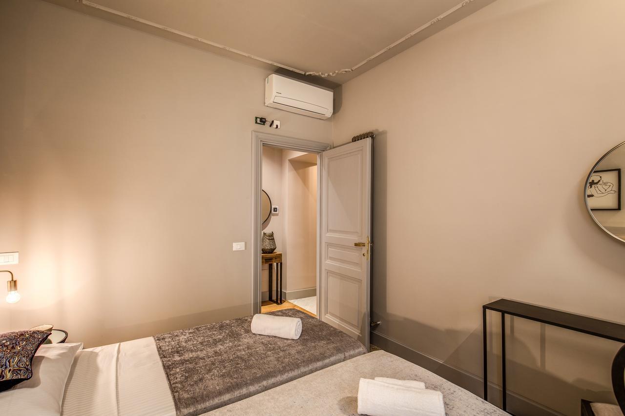 Decharme Apartment With Terrace In Monti Рим Экстерьер фото