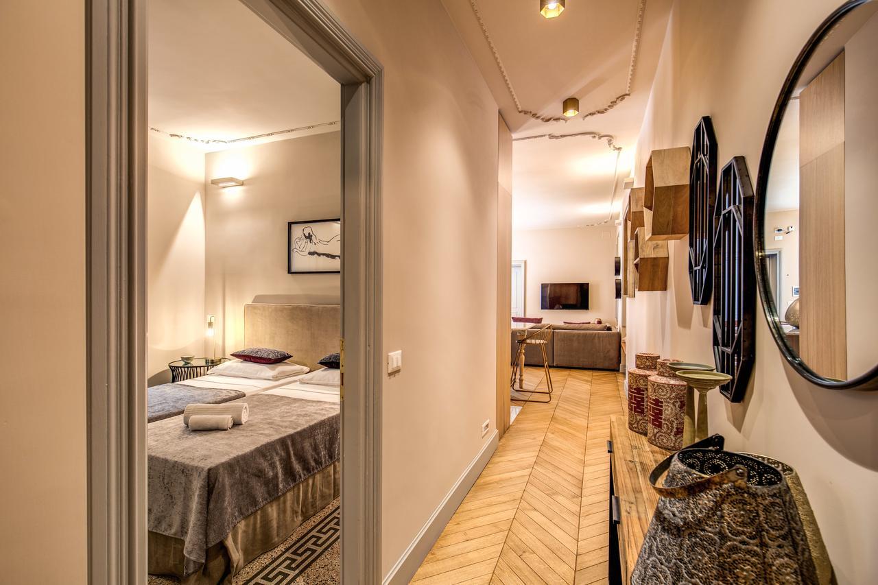 Decharme Apartment With Terrace In Monti Рим Экстерьер фото